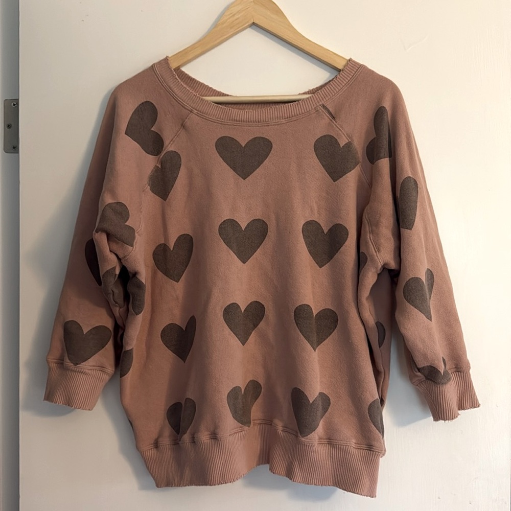 NWT Magnolia Pearl Heart Print Rory Sweatshirt